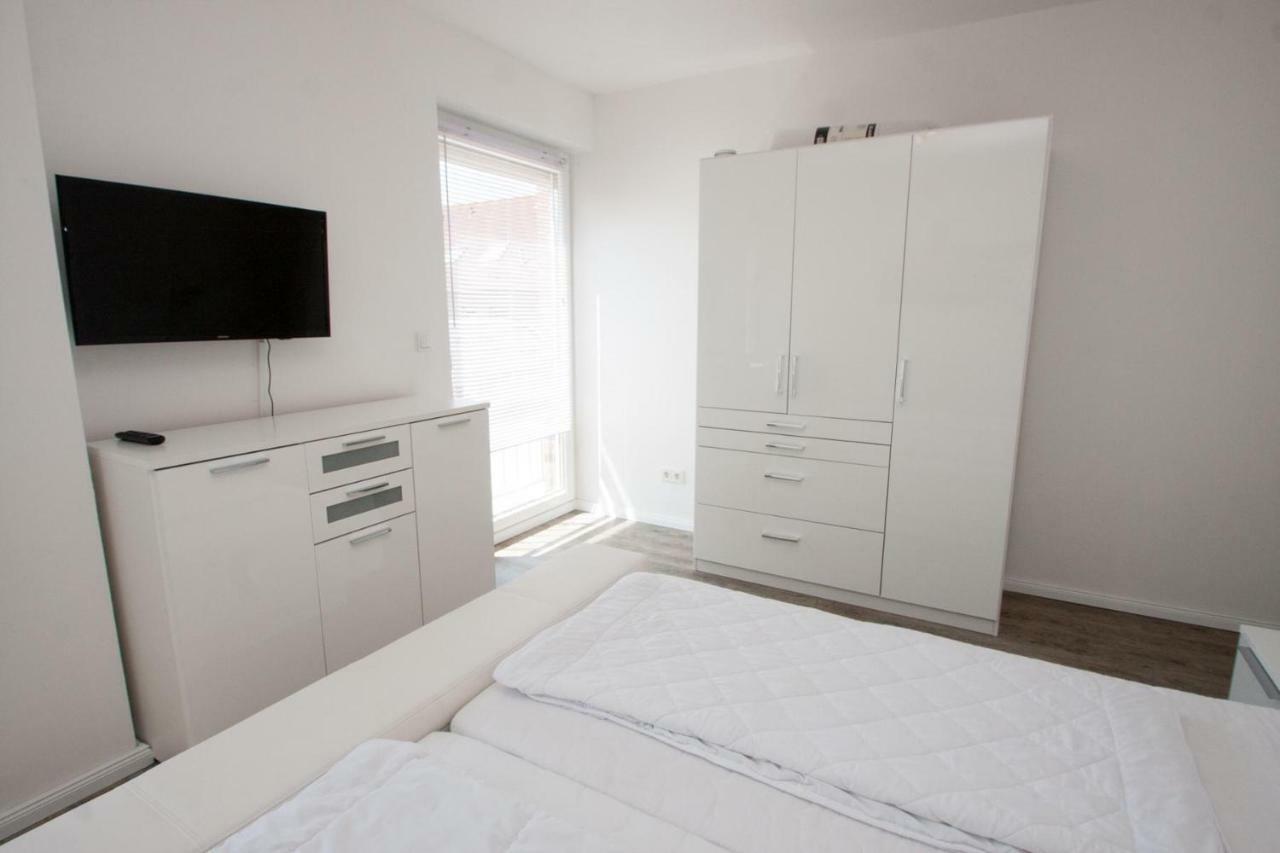50224... Apartment Carolinensiel Bagian luar foto